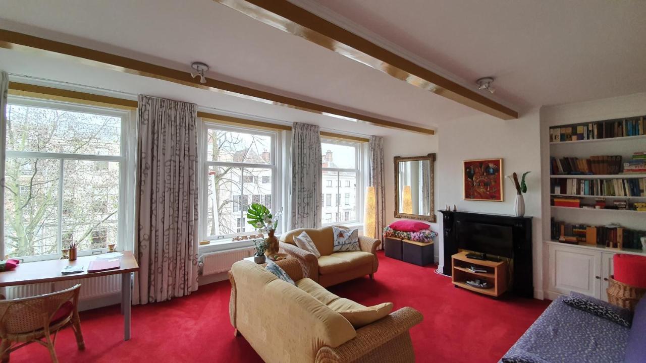 Large Historical Apartment & Canal Terrace Utrecht Extérieur photo